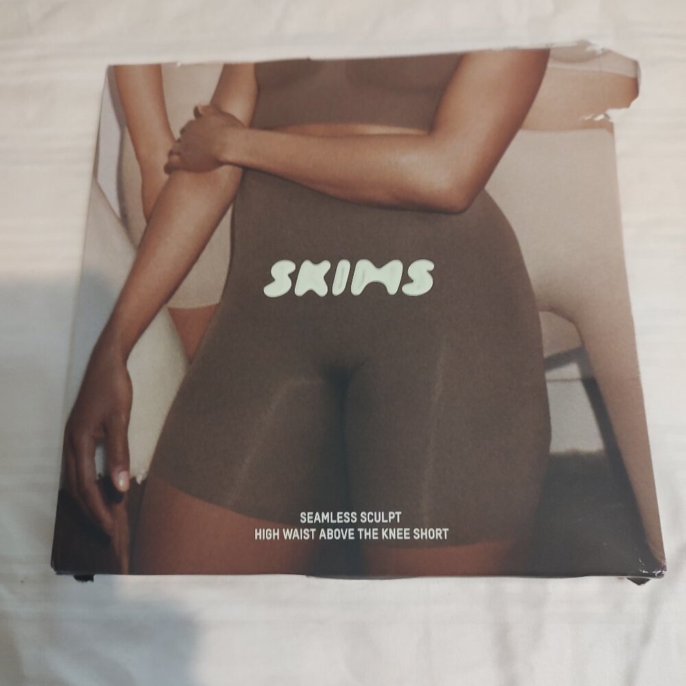 SKIMS Seamless Sculpt High Waist Above The Knee Shorts Sand color Size 2XL